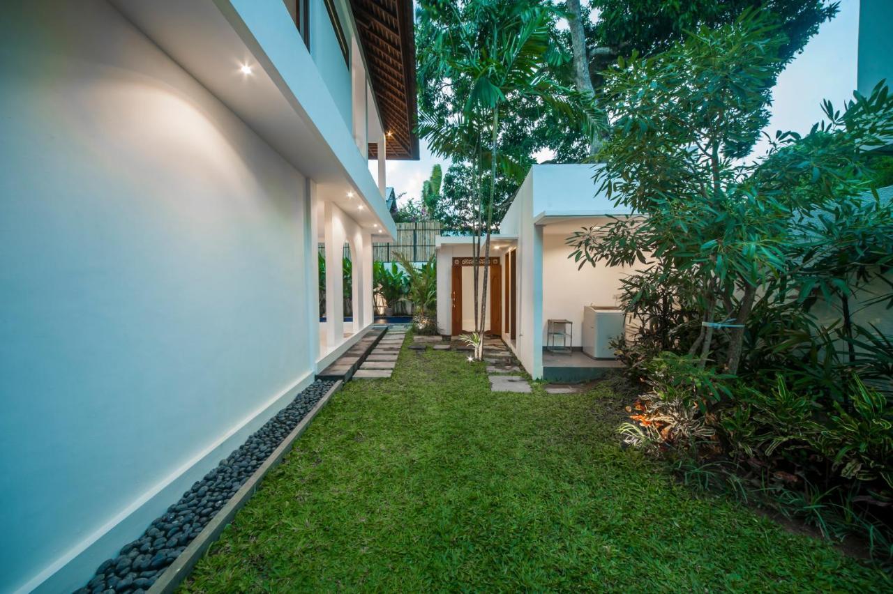 Villa Pearl Seminyak Экстерьер фото